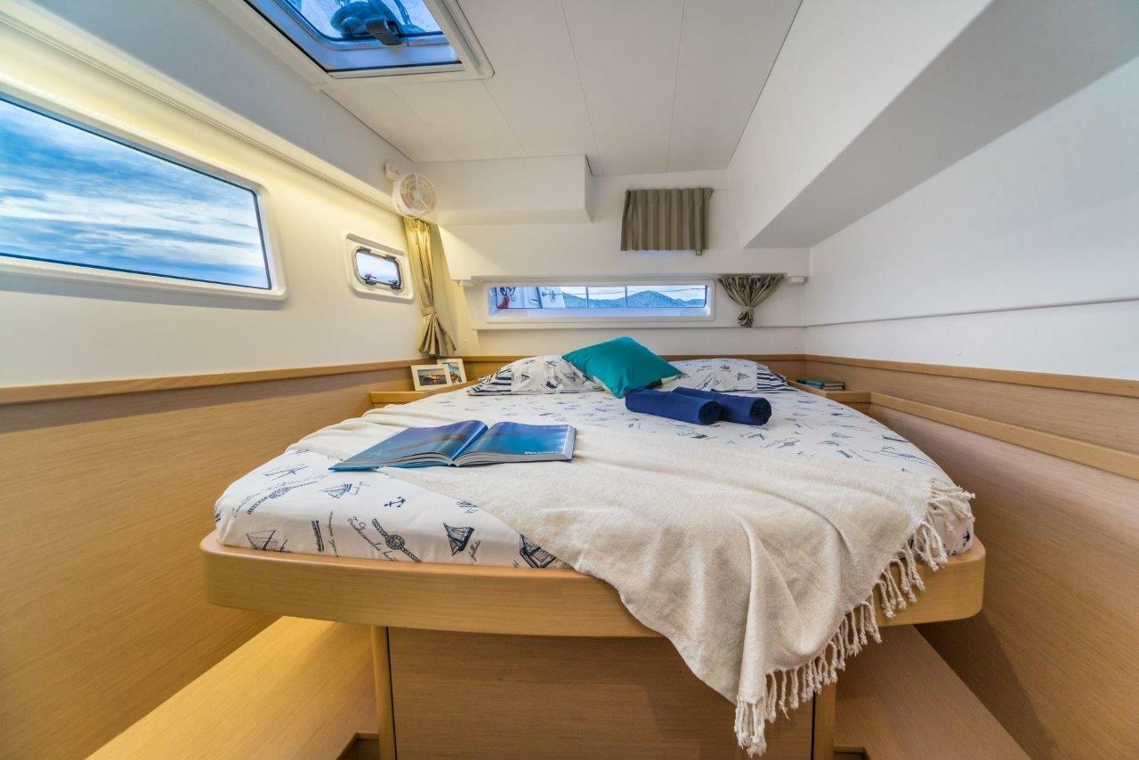 Lagoon 42 - 4 + 2 cab., picture 17