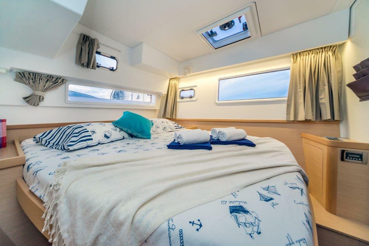 Lagoon 42 - 4 + 2 cab., picture 16