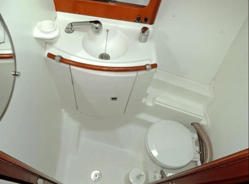 Oceanis Clipper 411 - 4 cab., picture 8