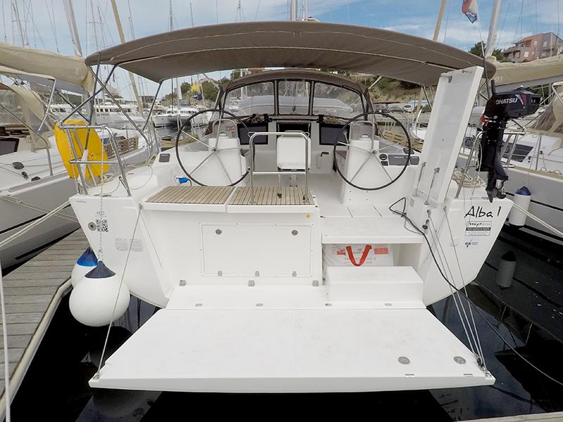 Dufour 460 GL, picture 3