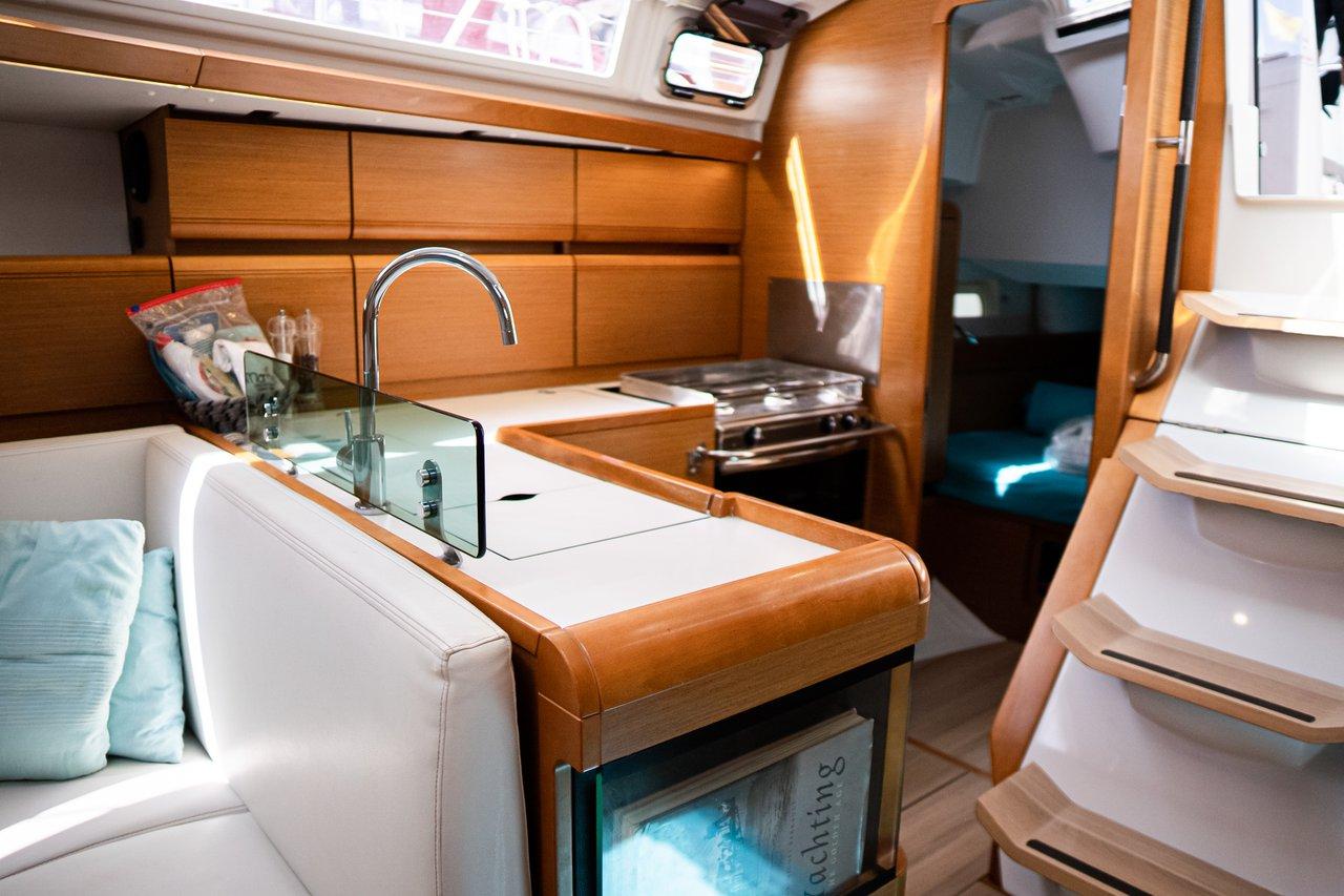 Sun Odyssey 419 - 3 cab., picture 15