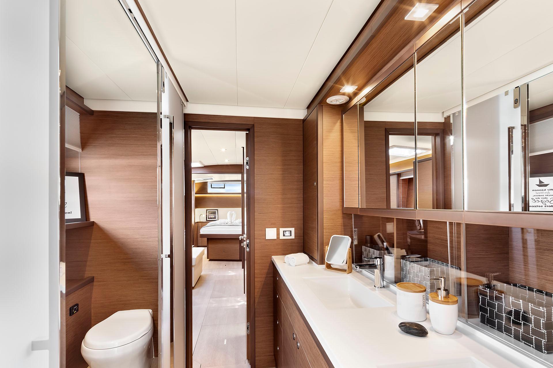 Lagoon 52 F OW - 3 + 2 cab., picture 16