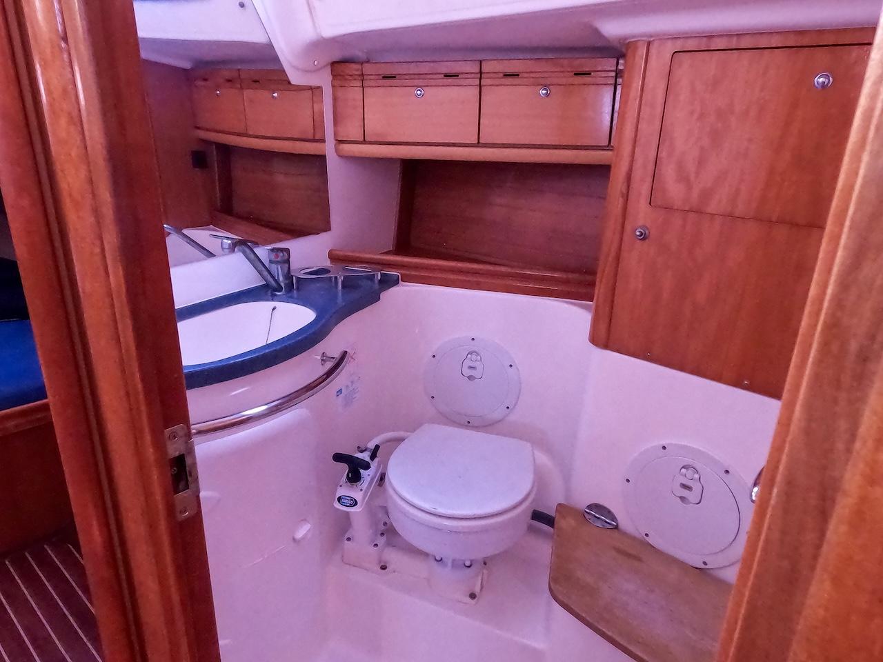 Bavaria 50 Cruiser, picture 9