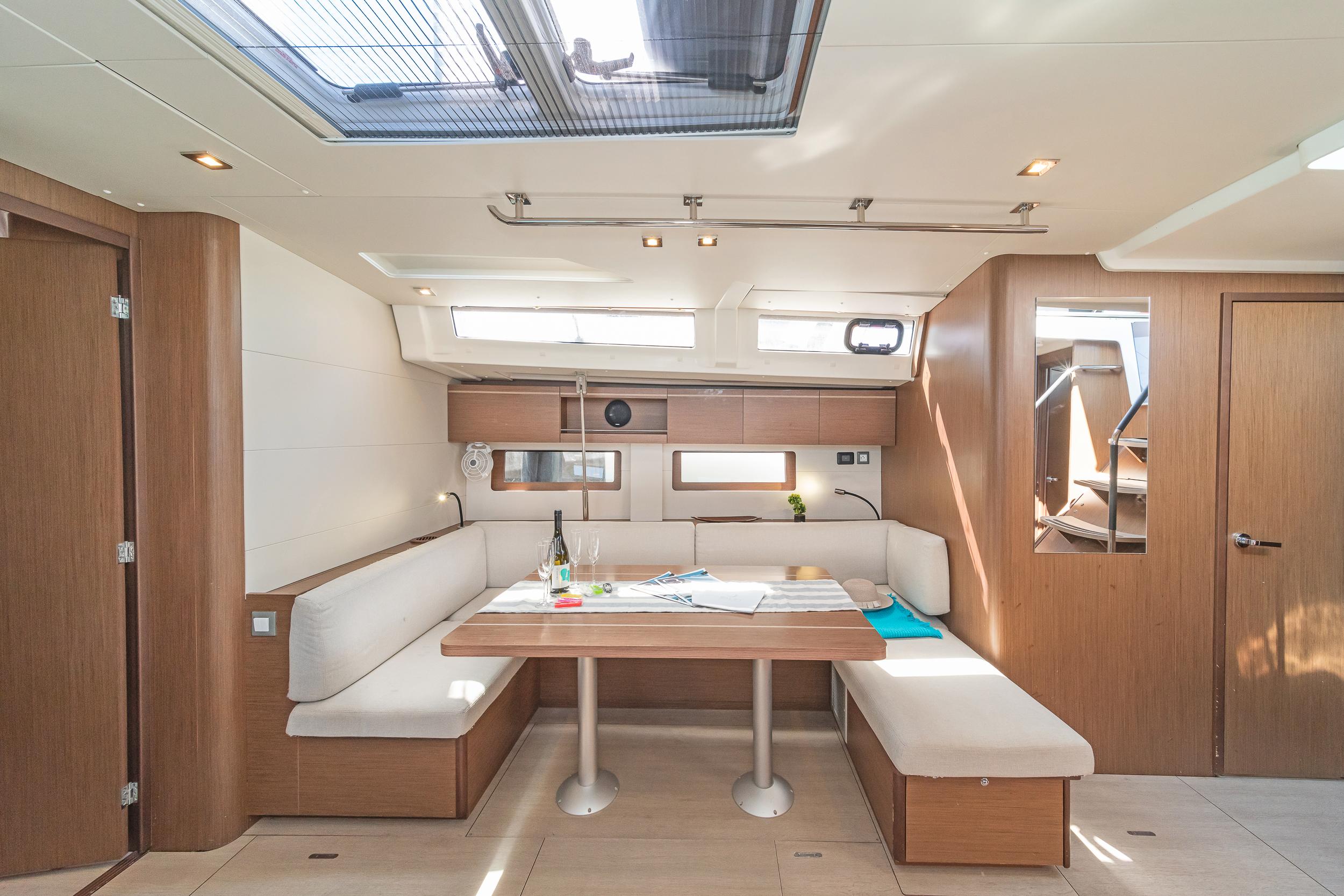 Oceanis 51.1 - 5 + 1 cab., picture 9