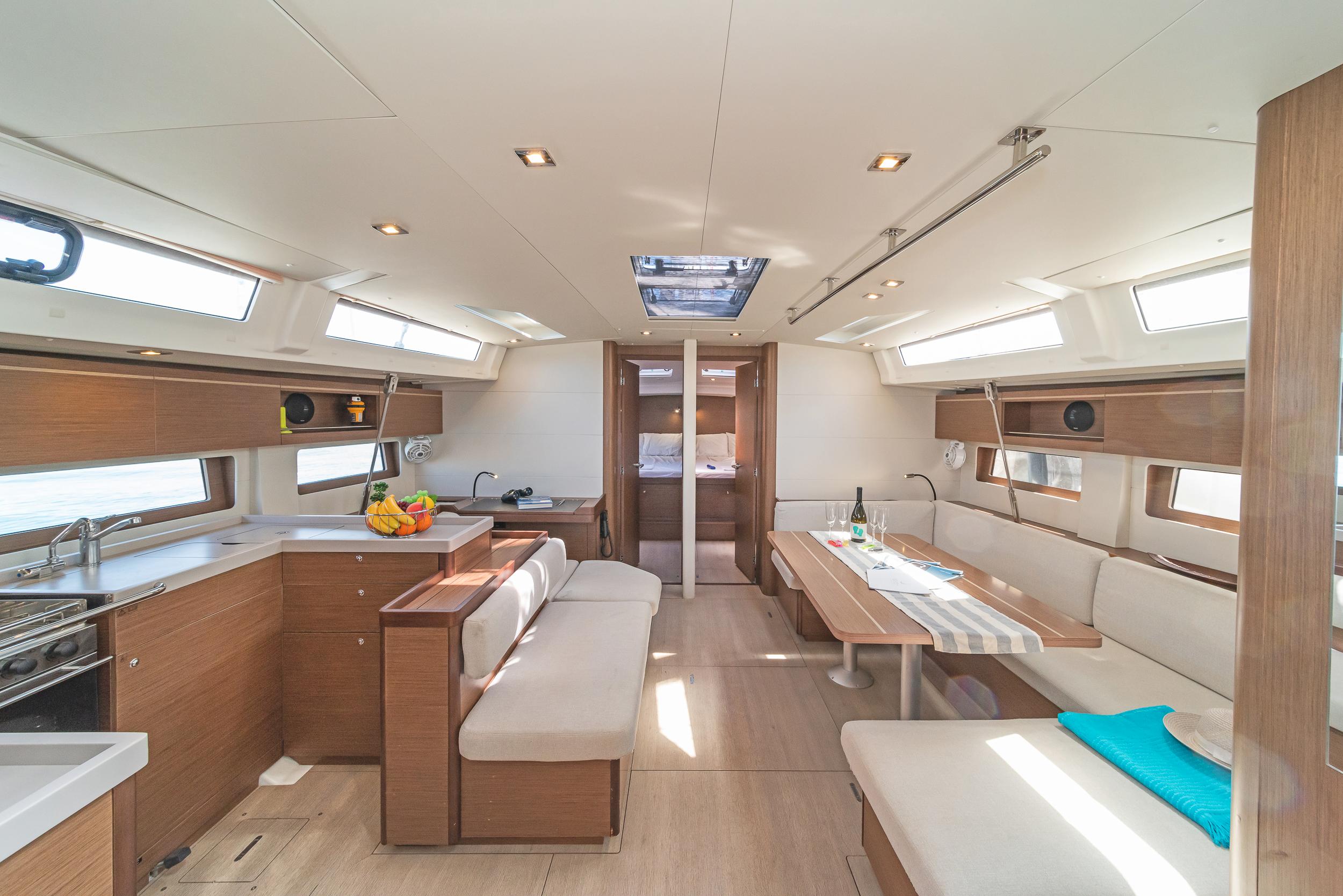 Oceanis 51.1 - 5 + 1 cab., picture 8