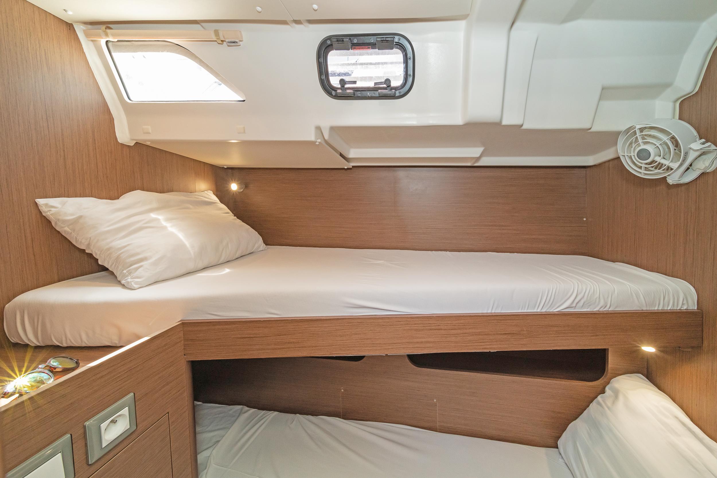 Oceanis 51.1 - 5 + 1 cab., picture 5