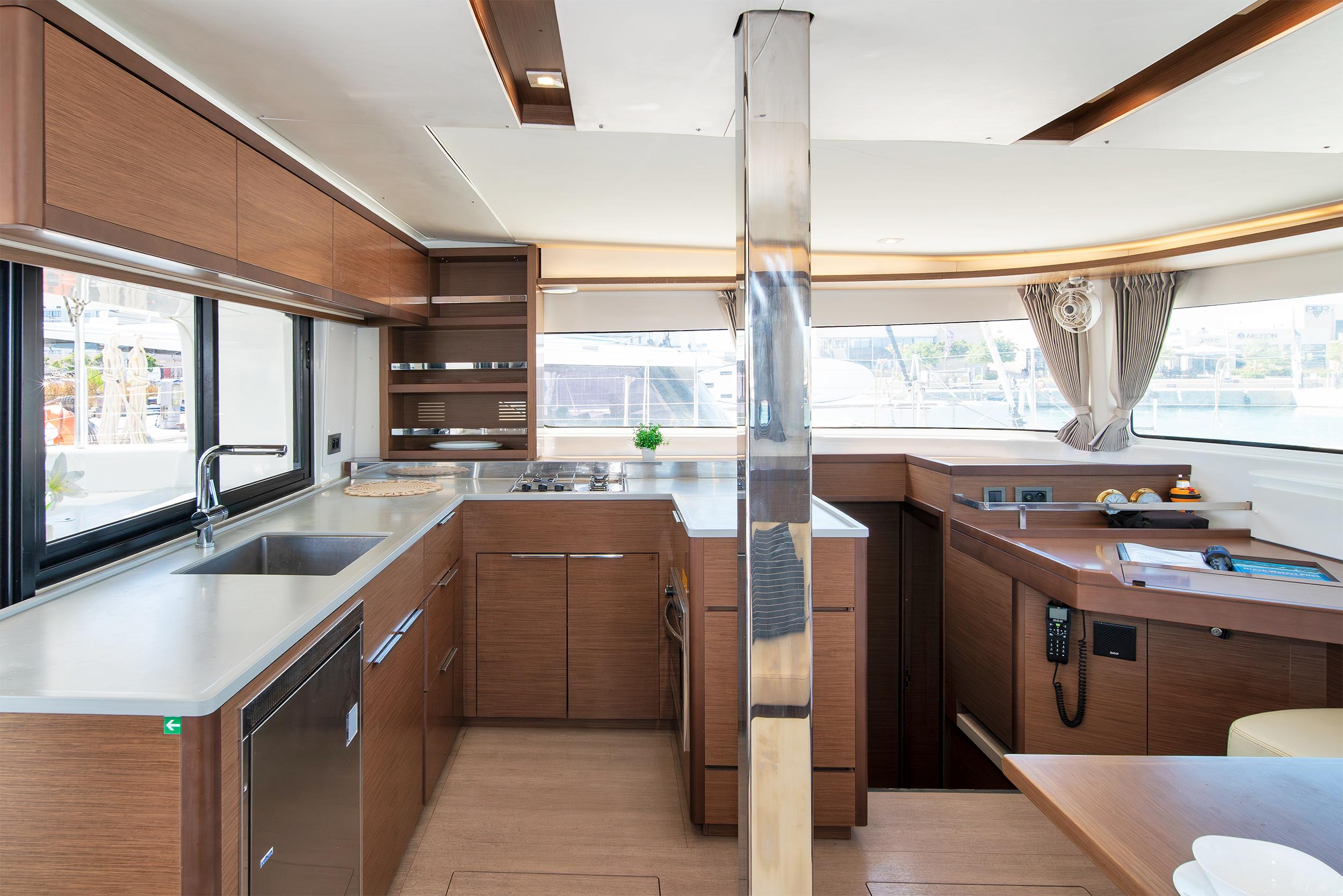 Lagoon 46 - 4 + 2 cab., picture 19