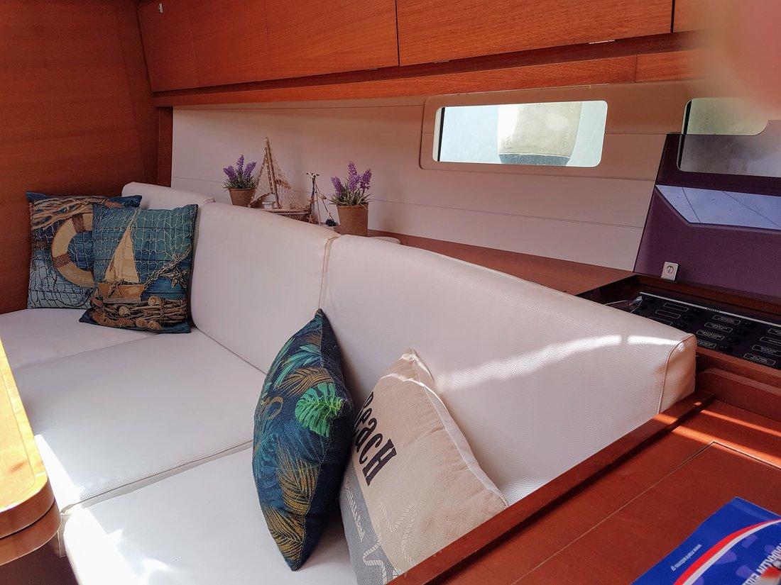 Dufour 382 GL, picture 15