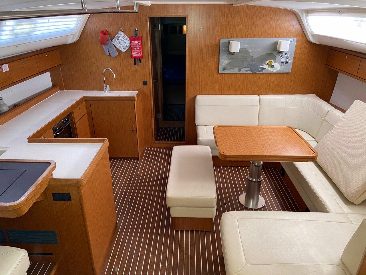 Bavaria Cruiser 51, picture 6