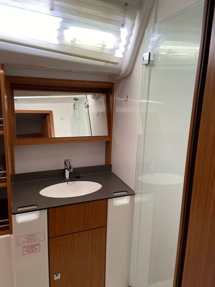 Bavaria Cruiser 51, picture 16