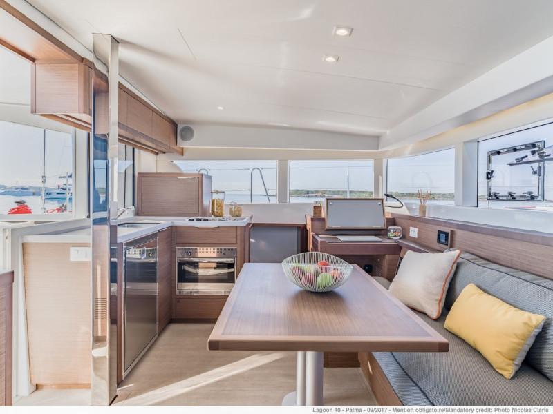 Lagoon 40 - 4 + 2 cab, picture 3