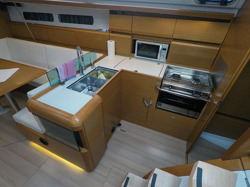 Sun Odyssey 449 - 3 cab., picture 7