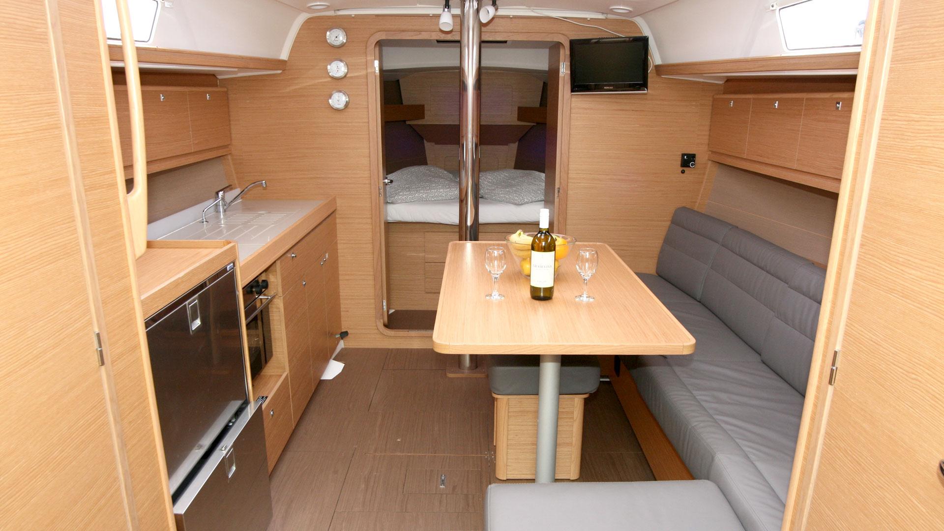 Dufour 382 GL, picture 13