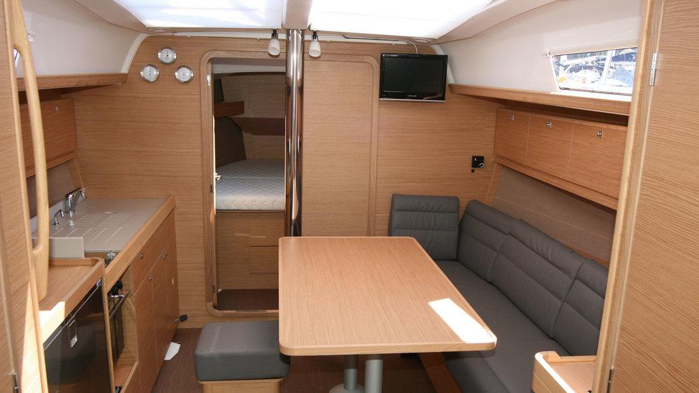 Dufour 382 GL, picture 10