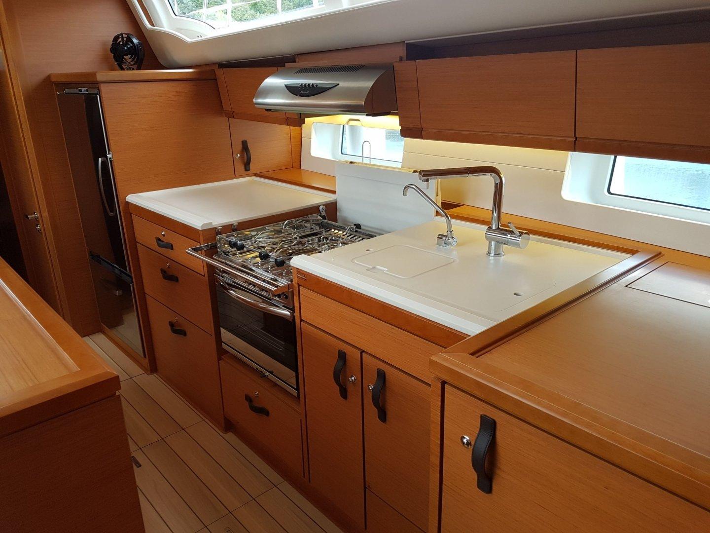 Jeanneau 54 - 4 + 1 cab., picture 10