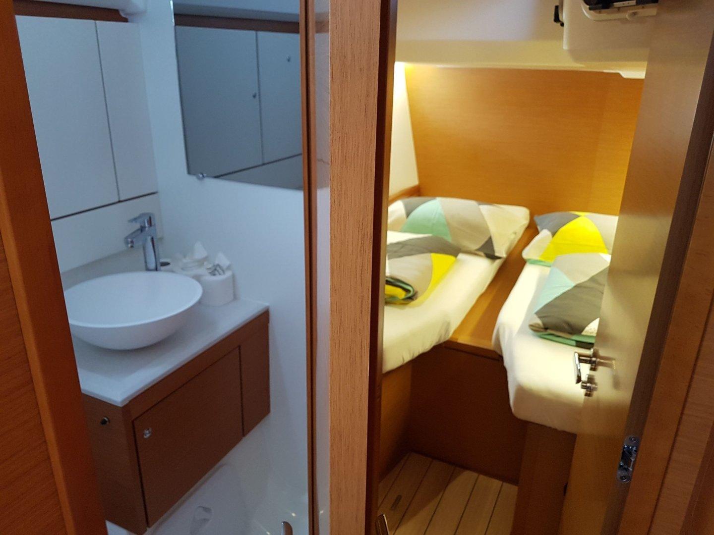 Jeanneau 54 - 4 + 1 cab., picture 16