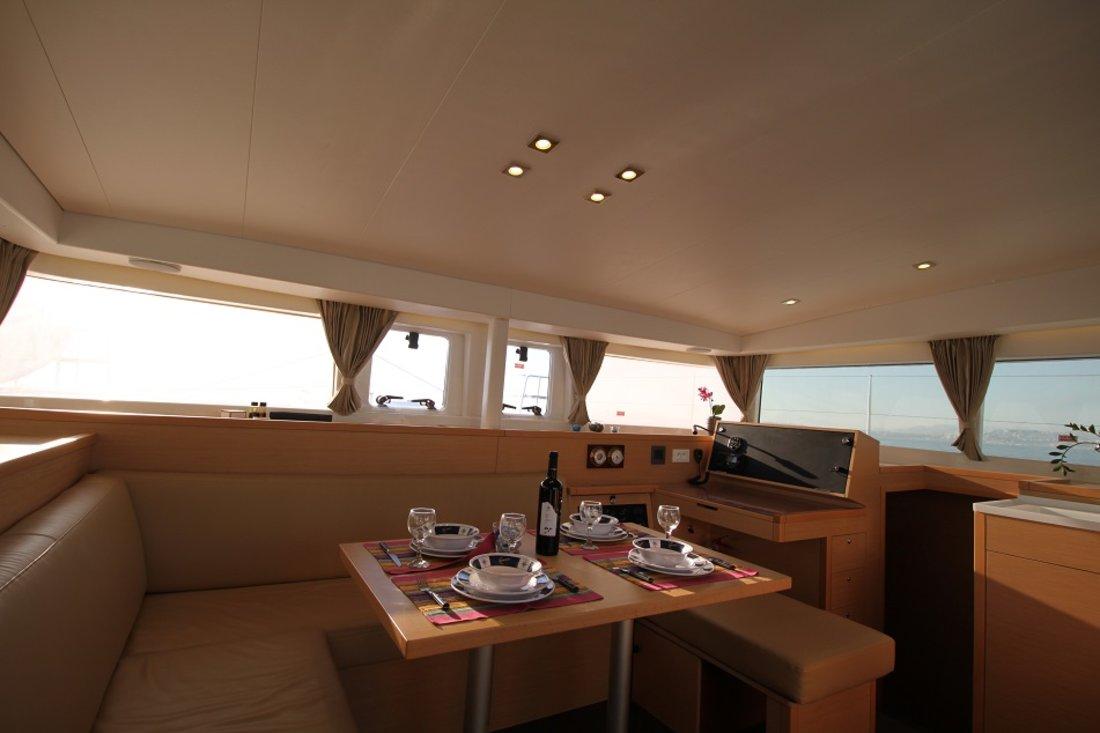 Lagoon 400 S2 - 4 + 1 cab., picture 13