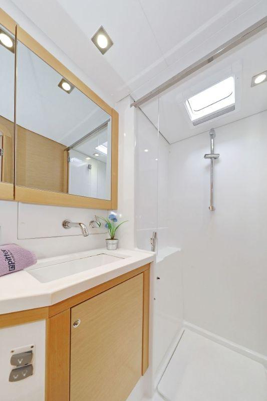 Lagoon 450 F - 4 + 2 cab., picture 37