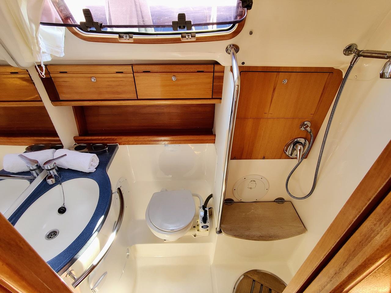 Bavaria 39 Cruiser, picture 11