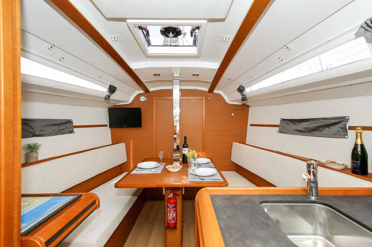 Sun Odyssey 349 - 3 cab., picture 12