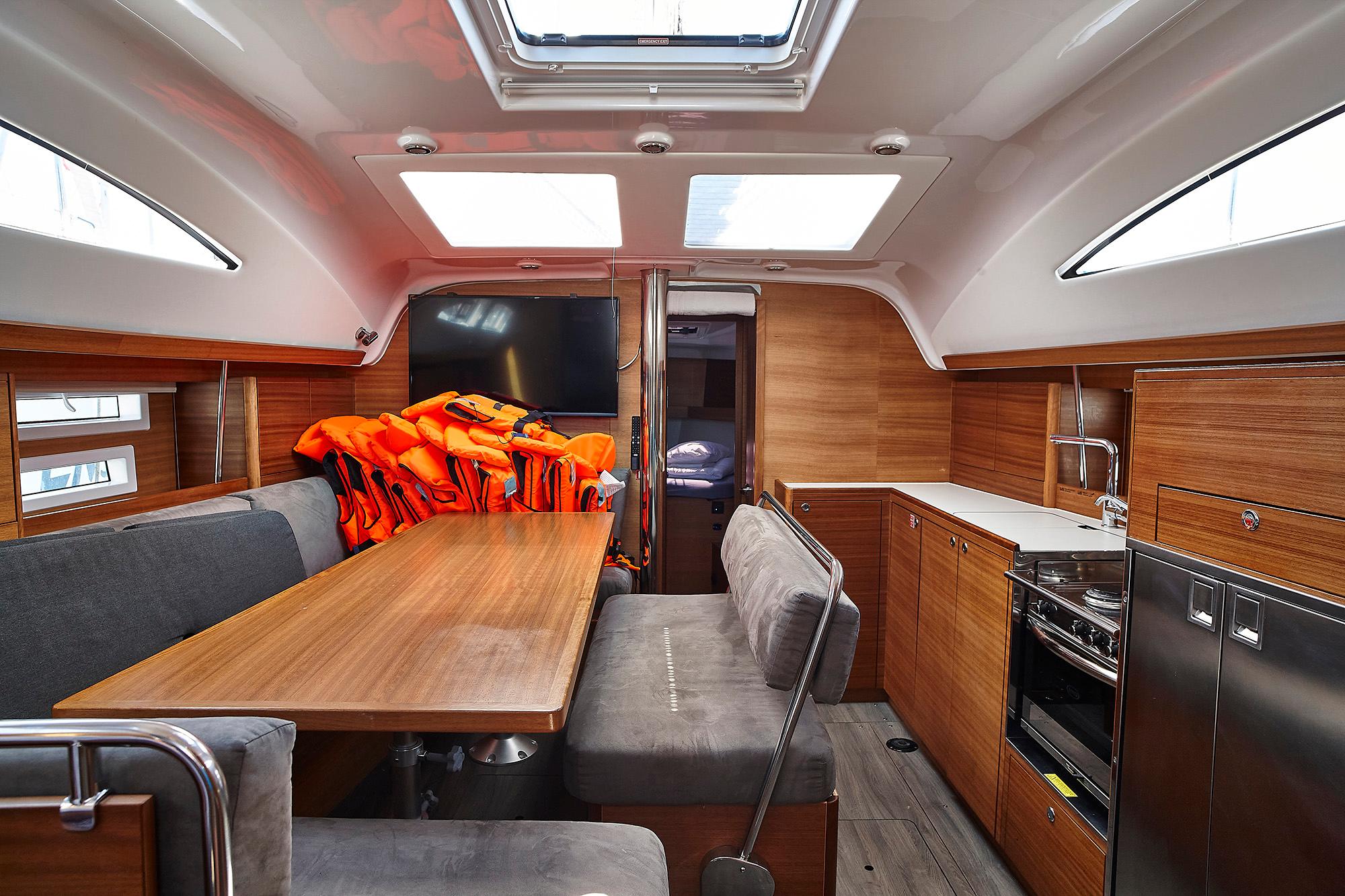 Elan Impression 45.1, picture 9