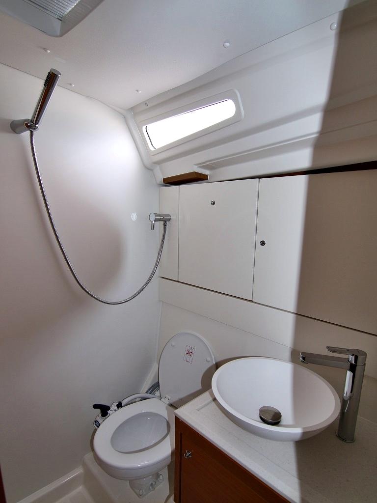 Jeanneau 54 - 6 cab., picture 21