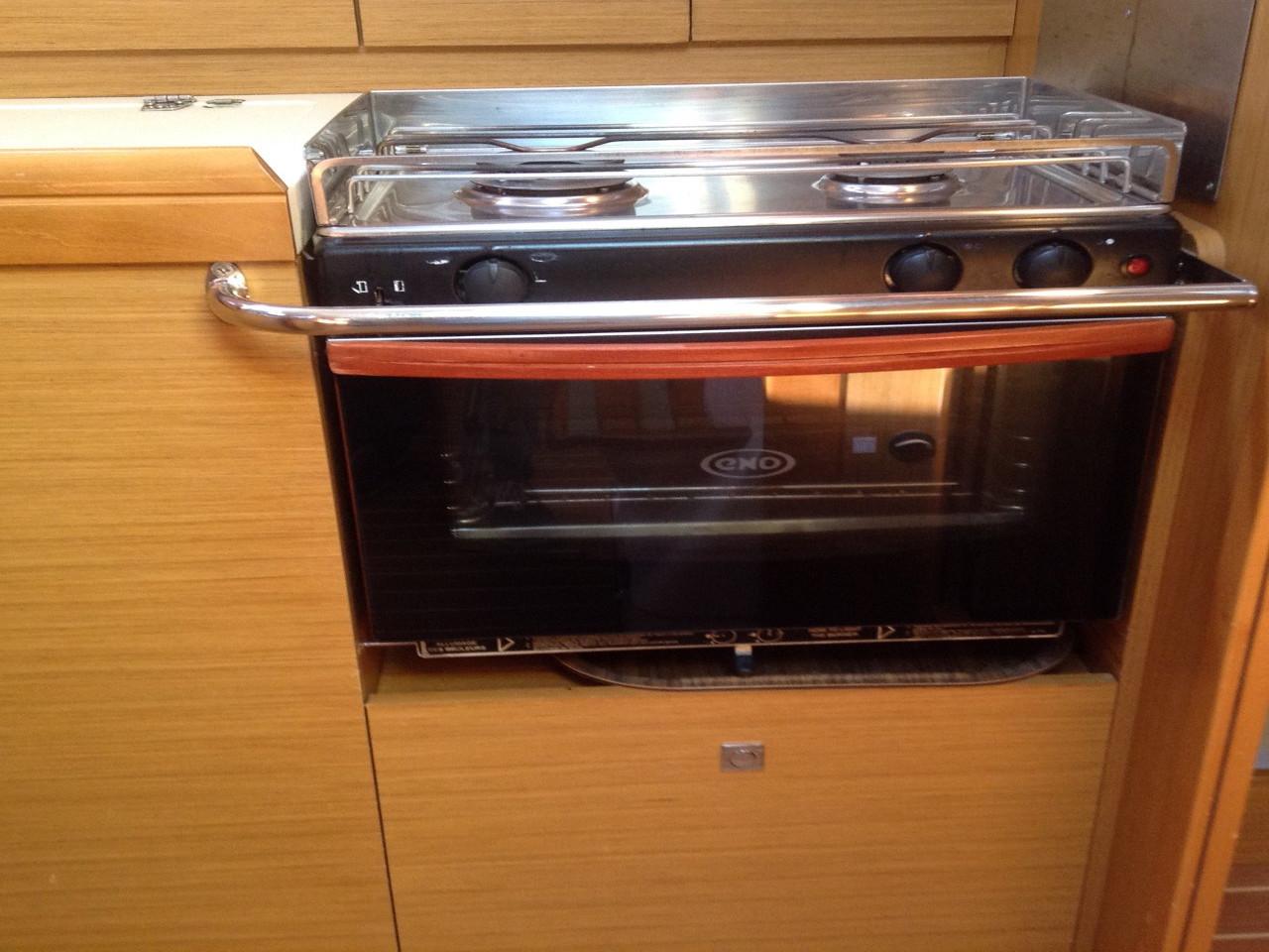 Sun Odyssey 42i, picture 6