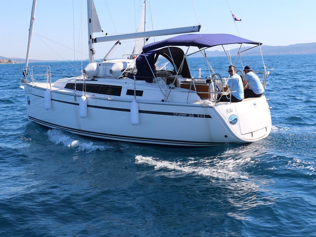 Bavaria Cruiser 34, picture 1