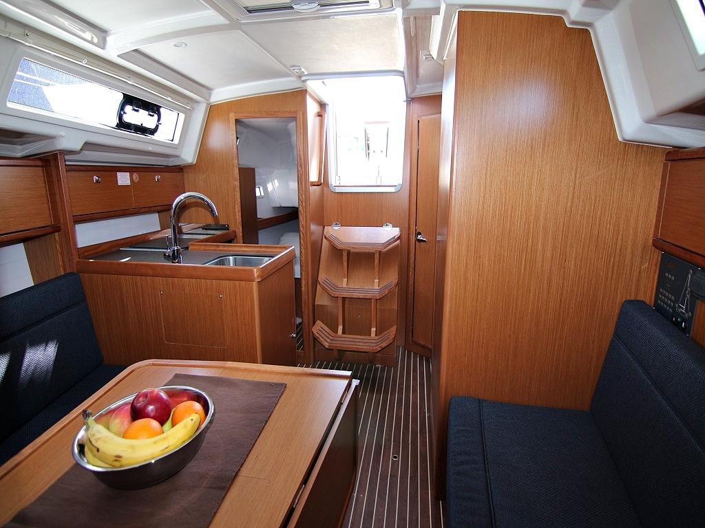 Bavaria Cruiser 34, picture 10
