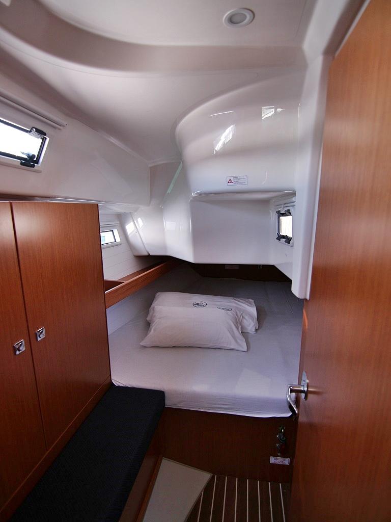 Bavaria Cruiser 34, picture 12