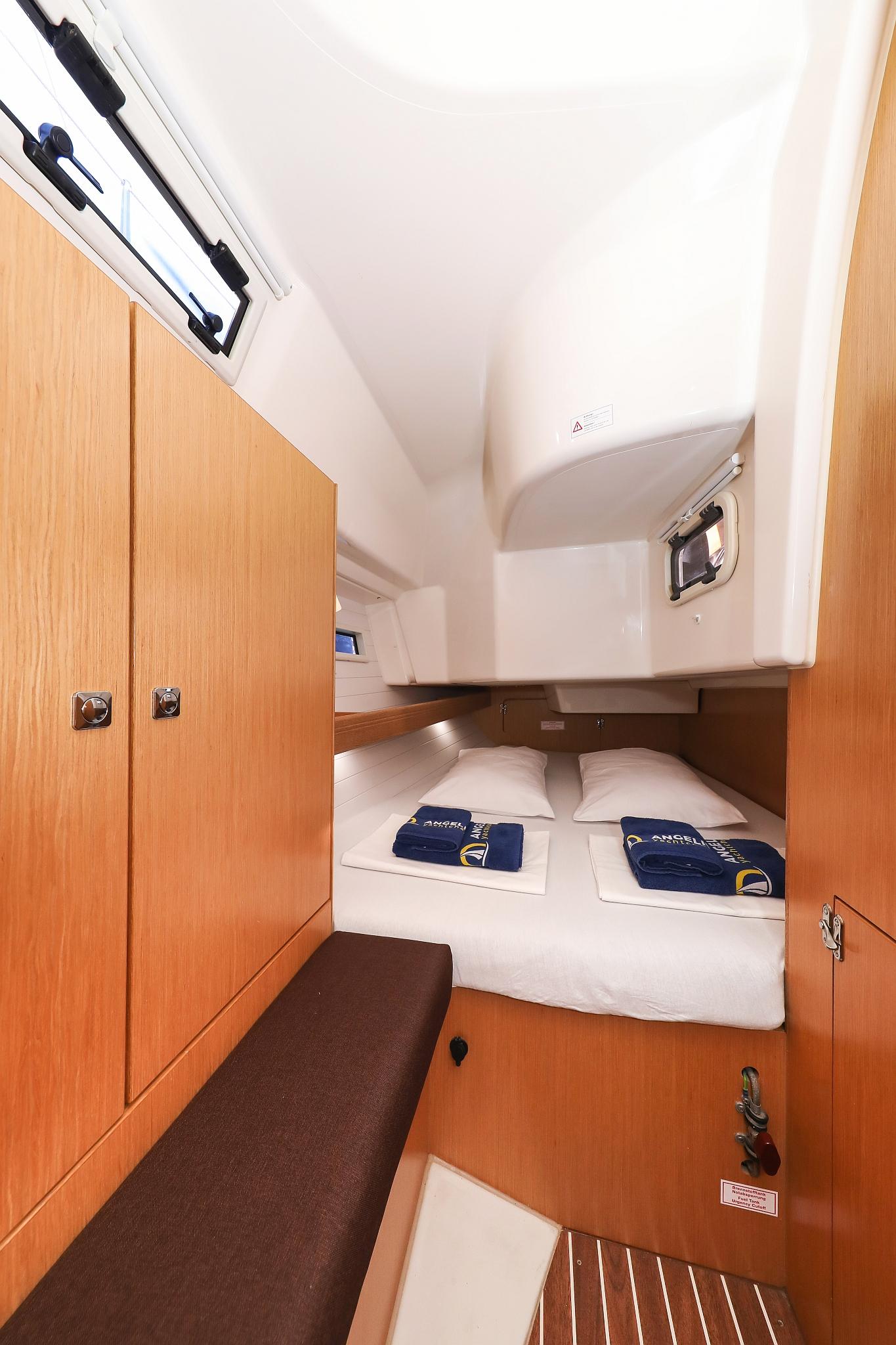 Bavaria Cruiser 34, picture 24