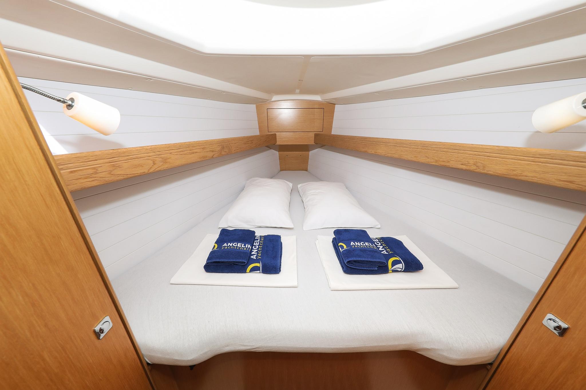 Bavaria Cruiser 34, picture 31