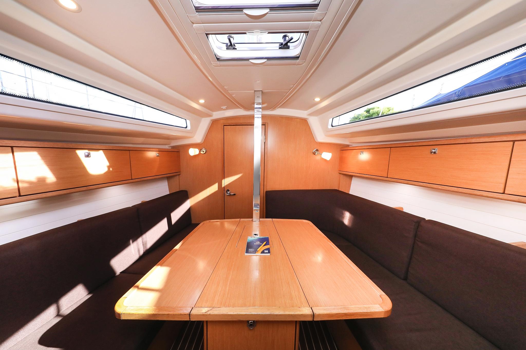 Bavaria Cruiser 34, picture 18