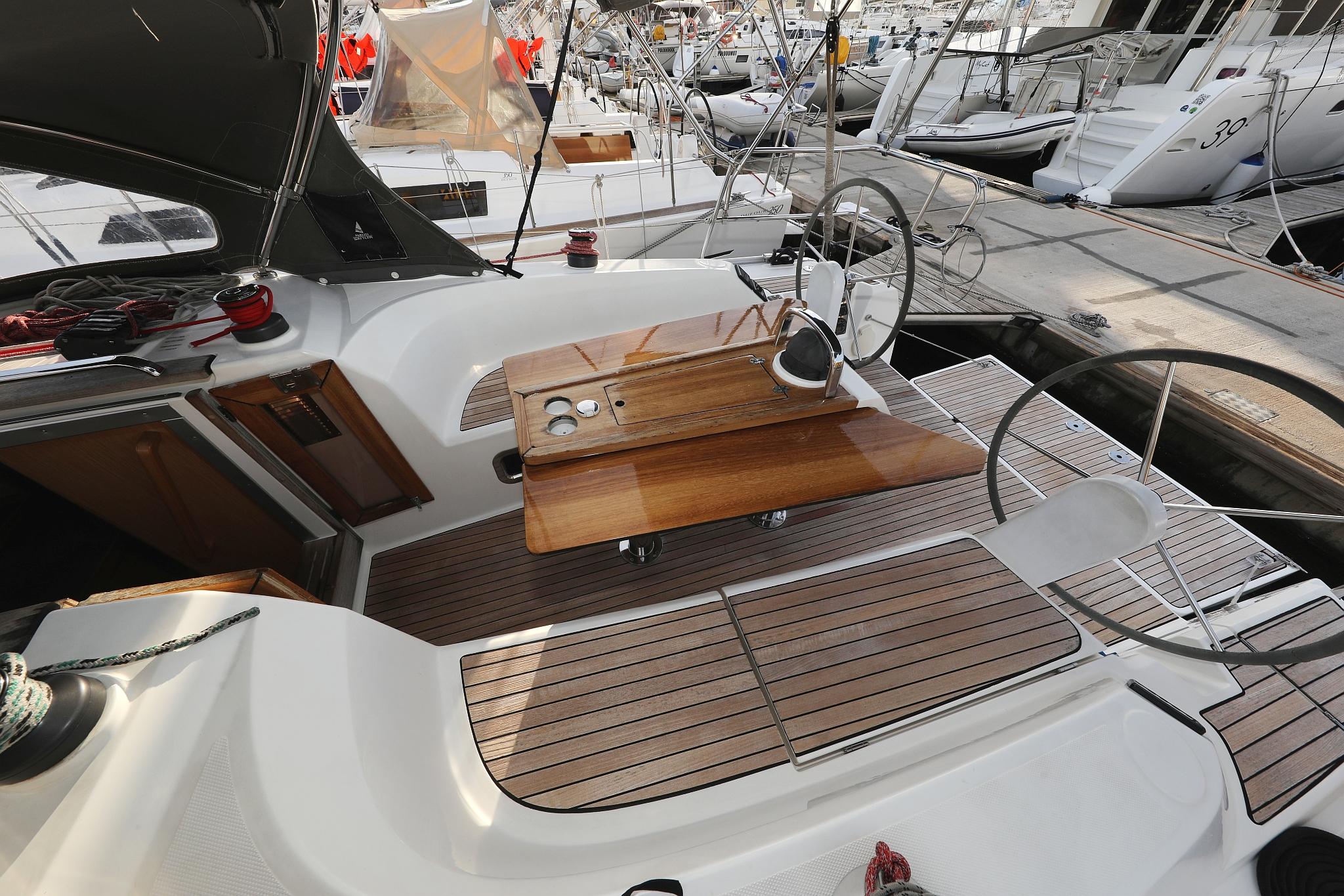Bavaria Cruiser 34, picture 8