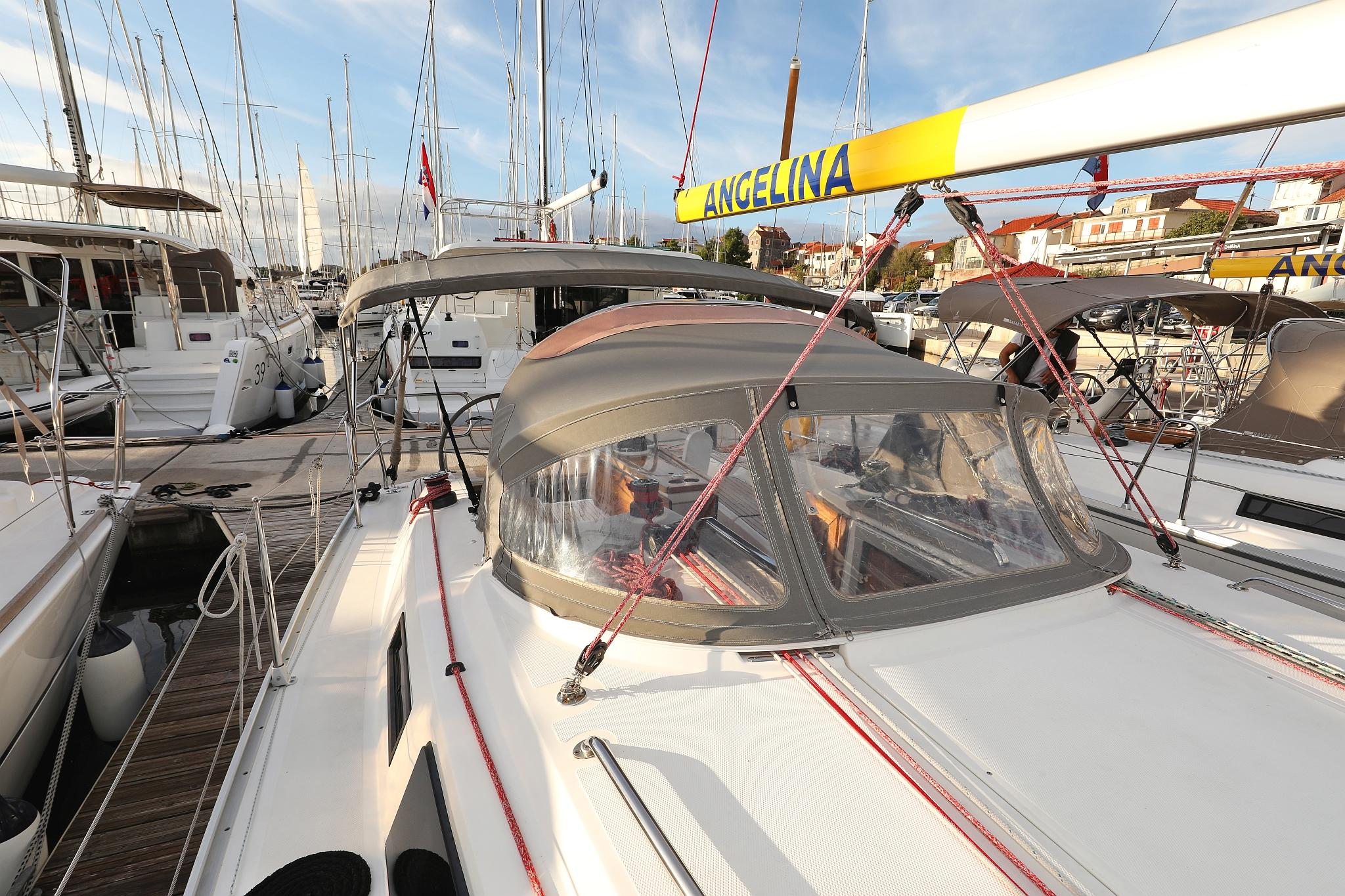 Bavaria Cruiser 34, picture 12