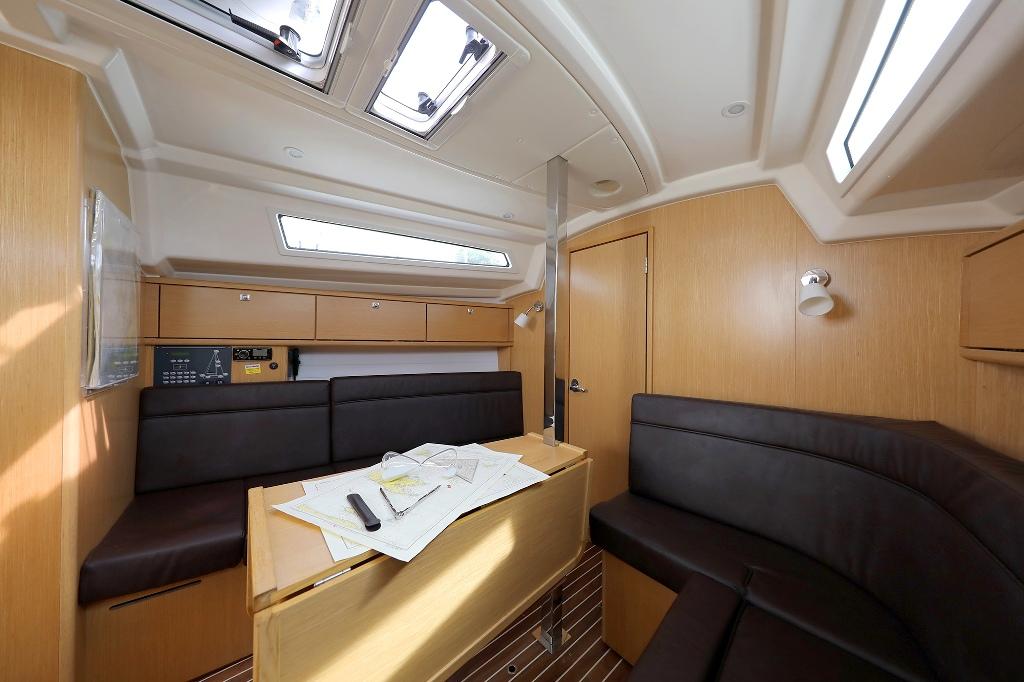 Bavaria Cruiser 34, picture 17