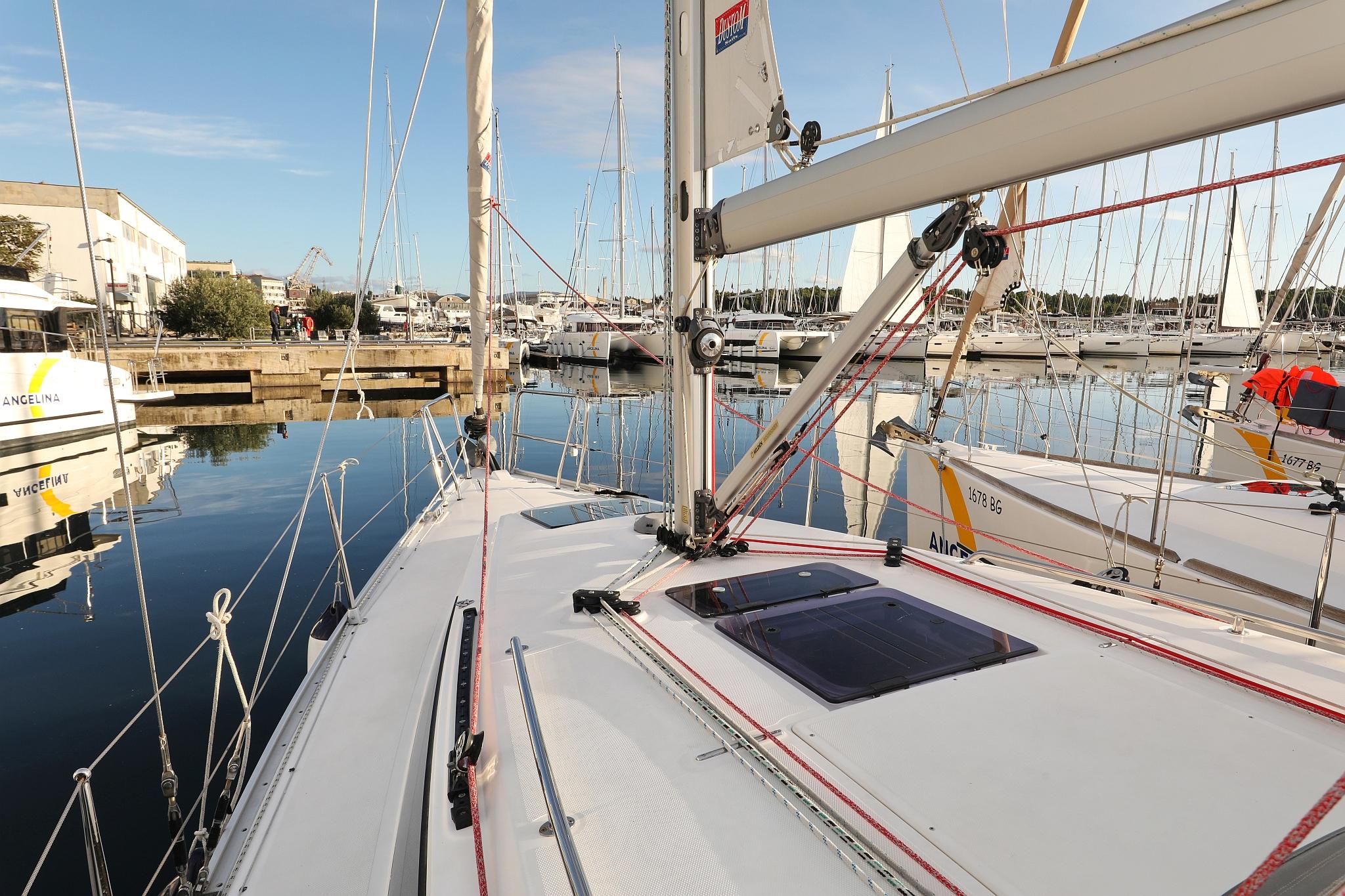 Bavaria Cruiser 34, picture 9