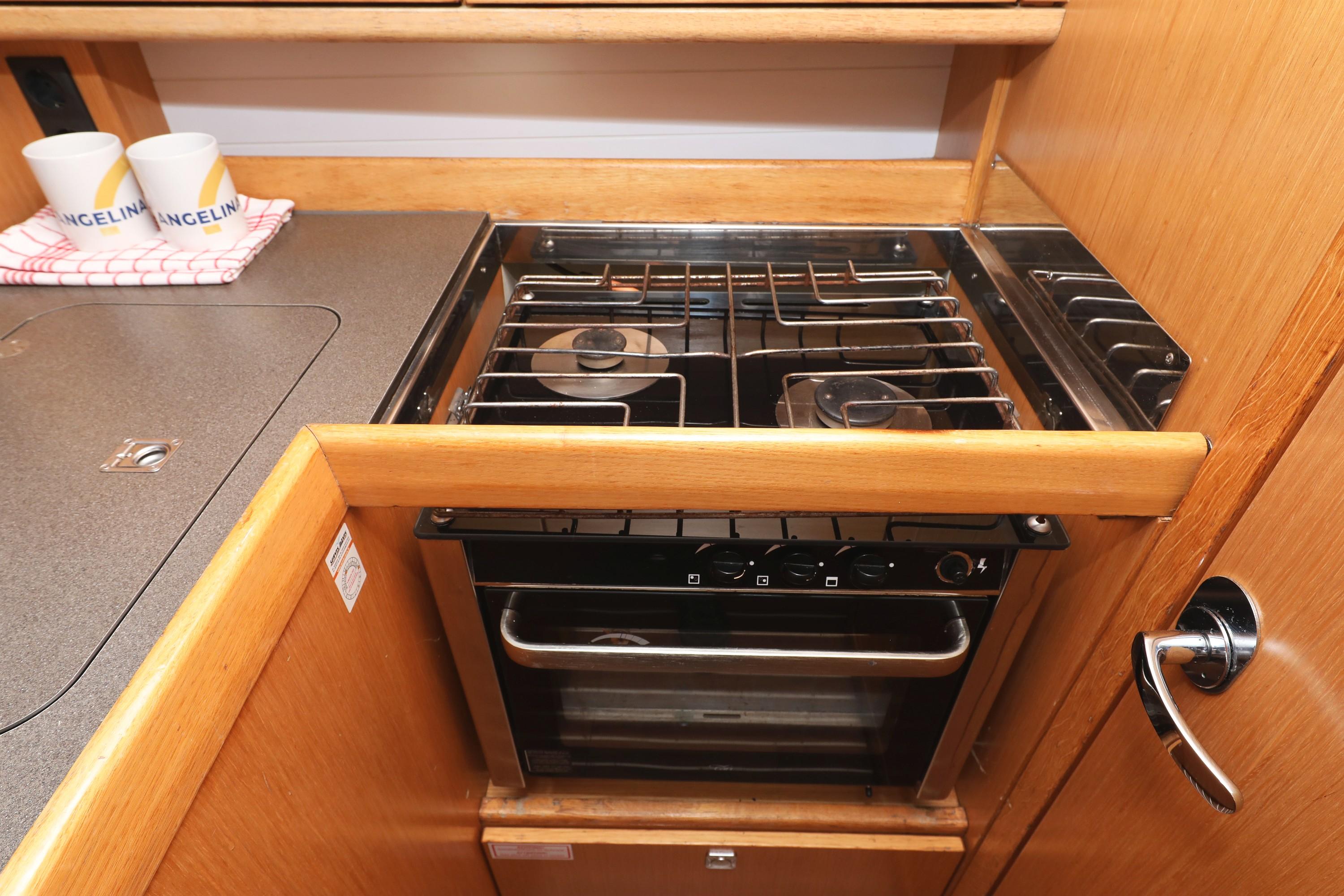 Bavaria Cruiser 34, picture 34