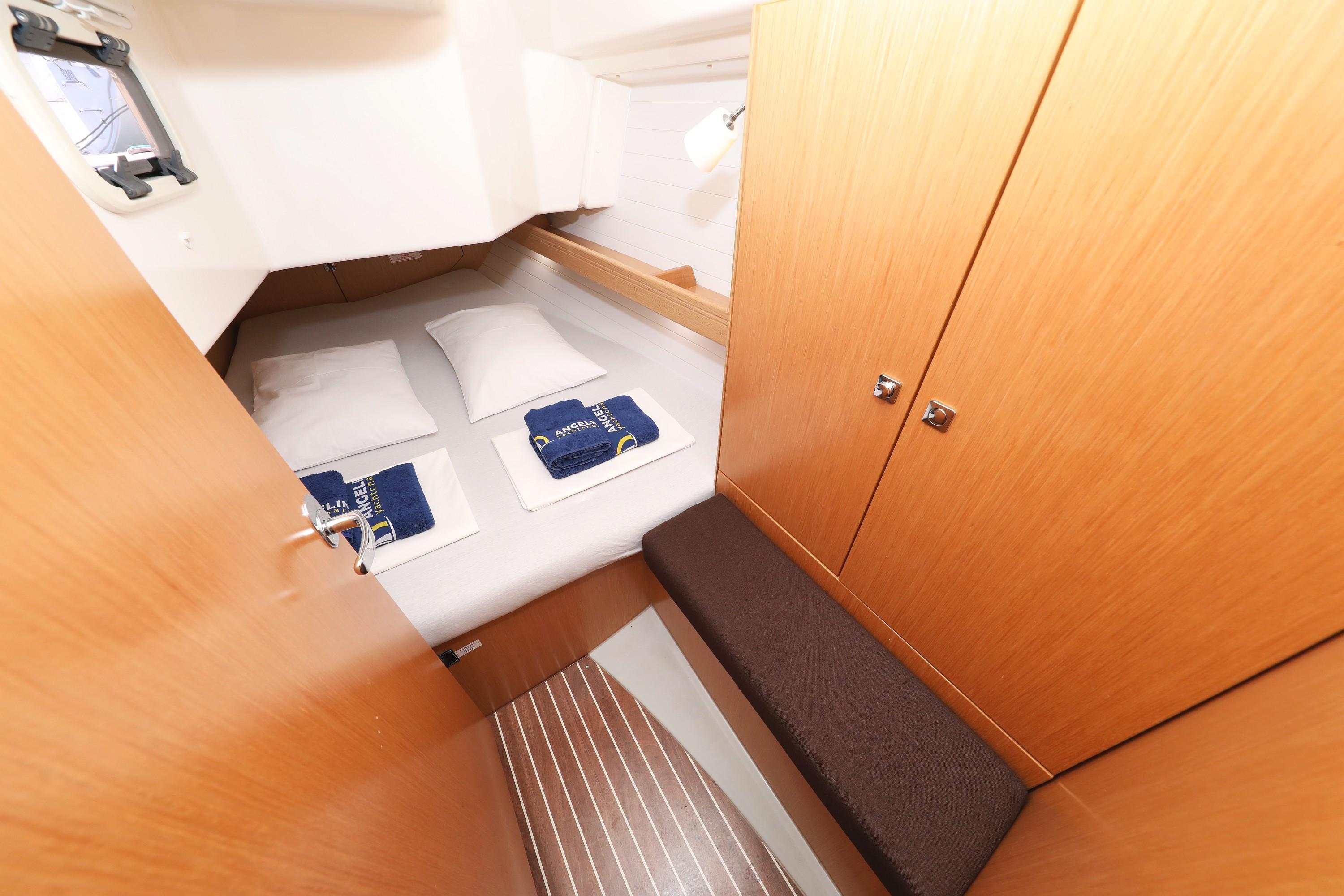 Bavaria Cruiser 34, picture 23