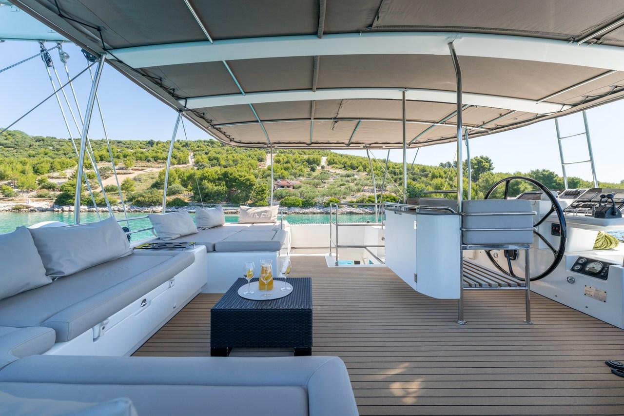 Lagoon 560, picture 19