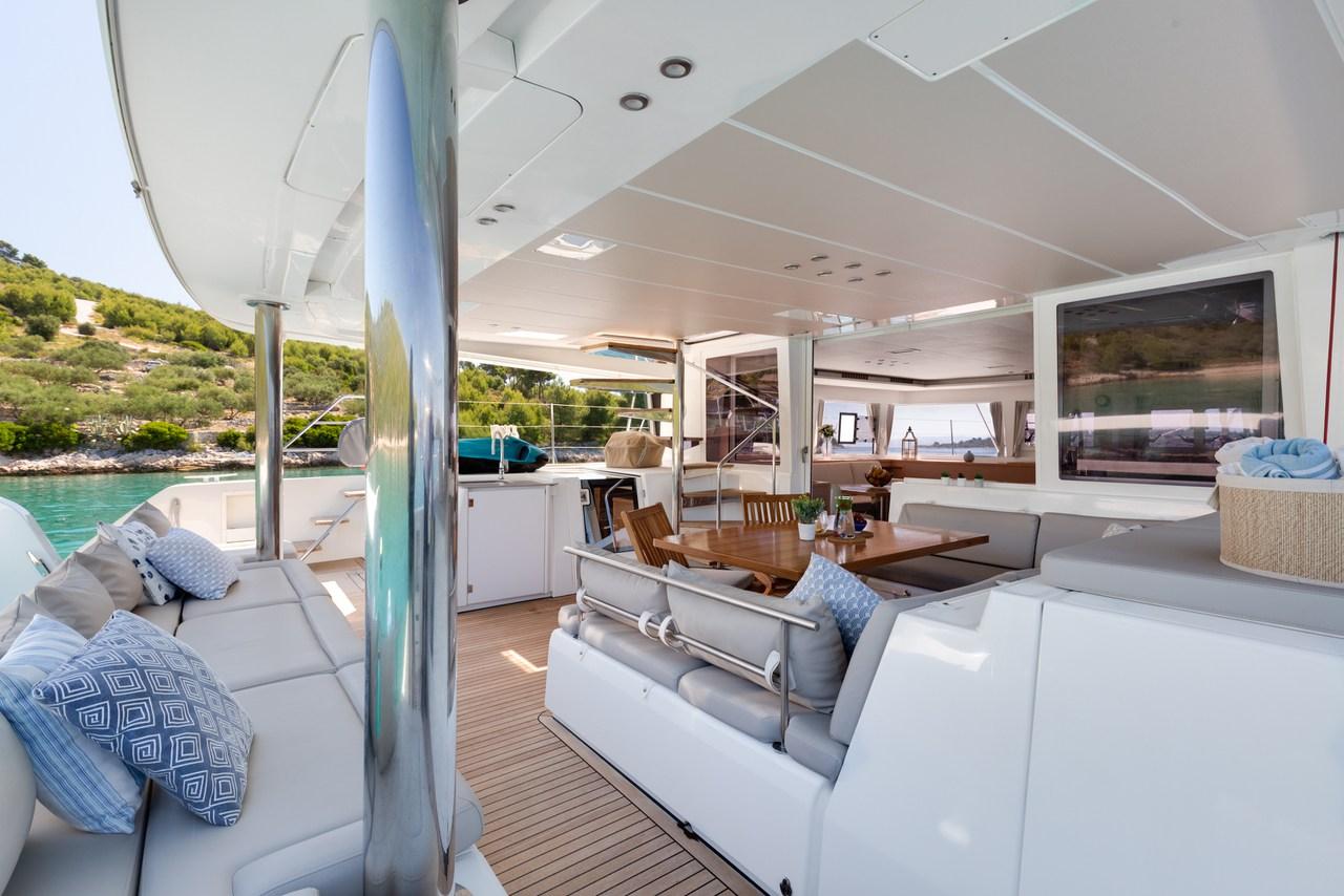 Lagoon 560, picture 12