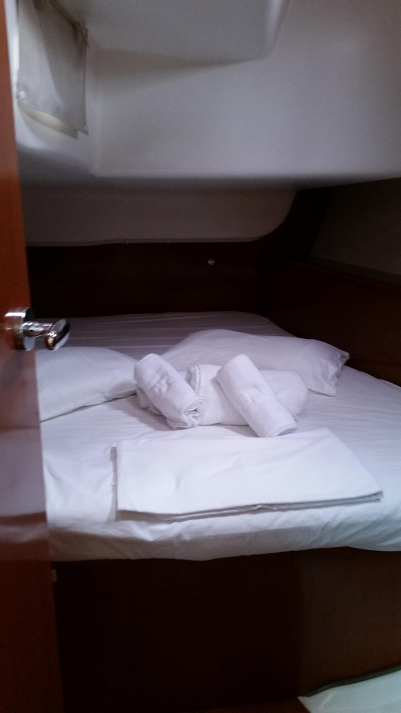 Oceanis 43, picture 6