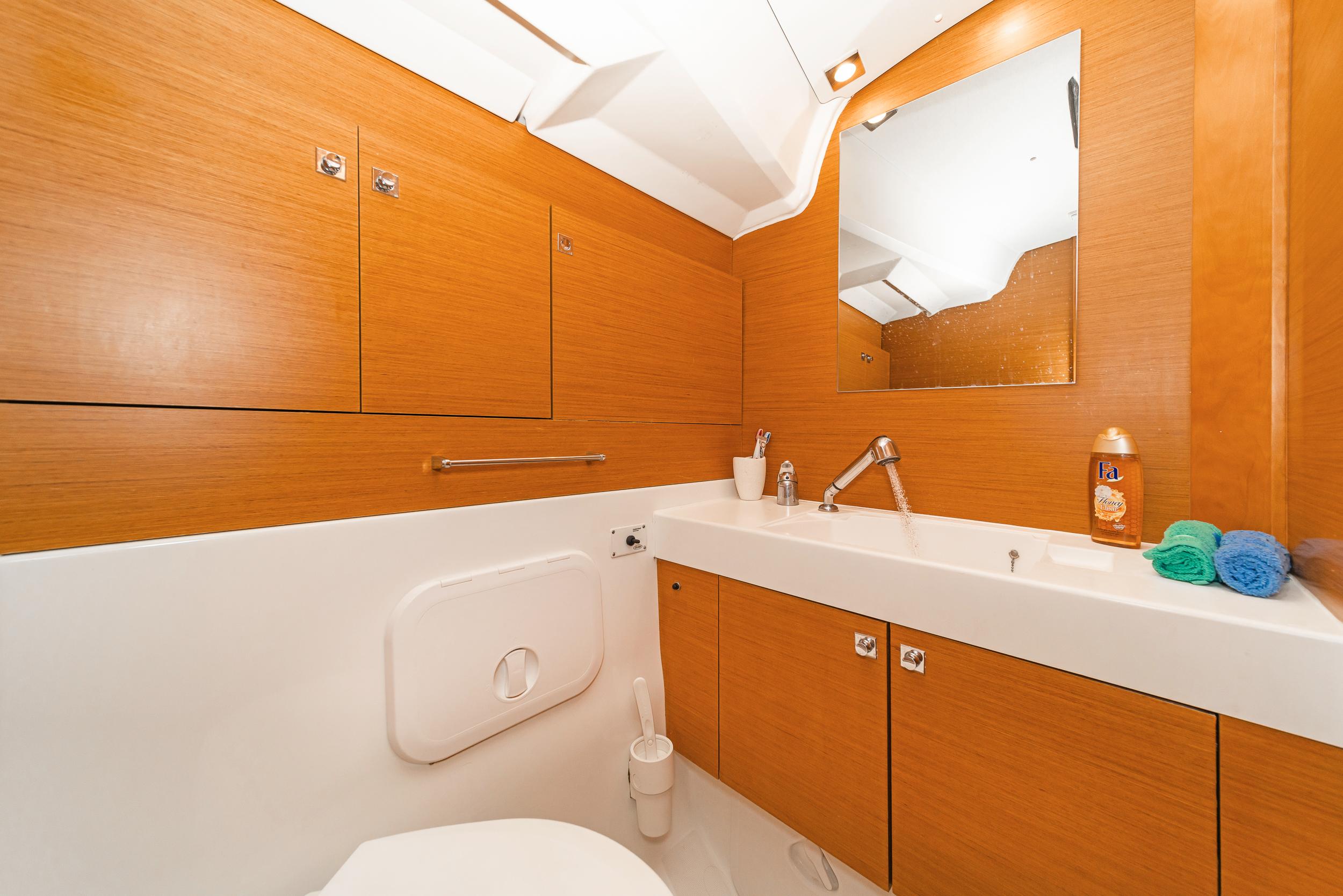 Sun Odyssey 519 - 5 + 1 cab., picture 10