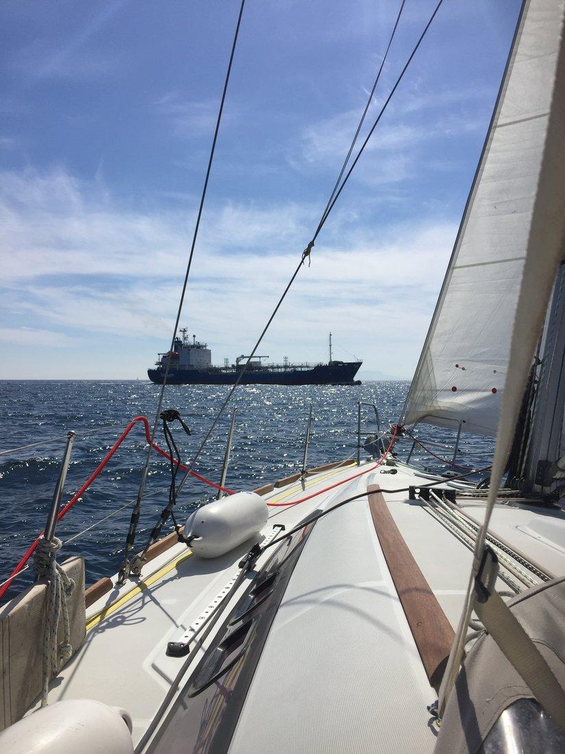 Oceanis 37 - Wind of Change, picture 4