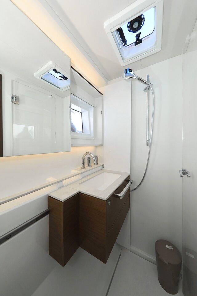 Lagoon 50 - 6 + 1 cab., picture 25