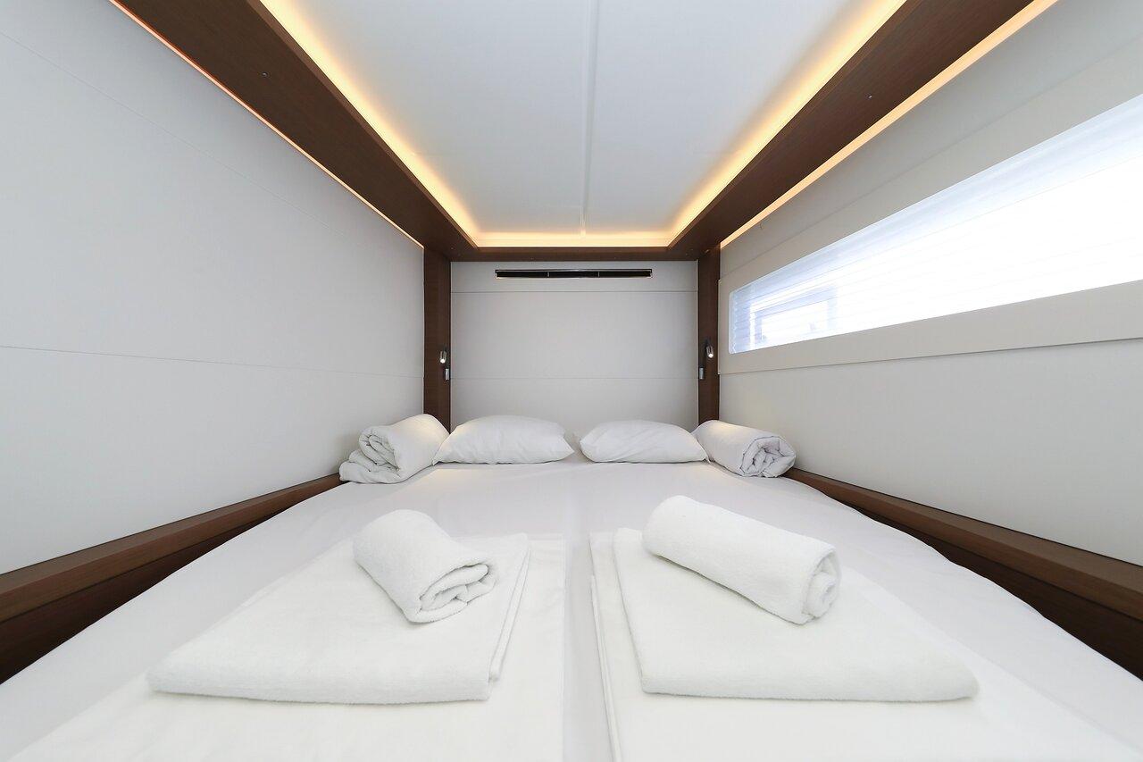 Lagoon 46 - 4 + 2 cab., picture 22