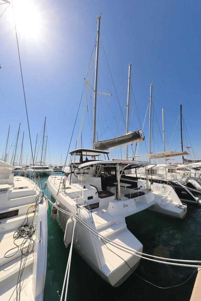 Lagoon 42 - 4 + 2 cab., picture 5