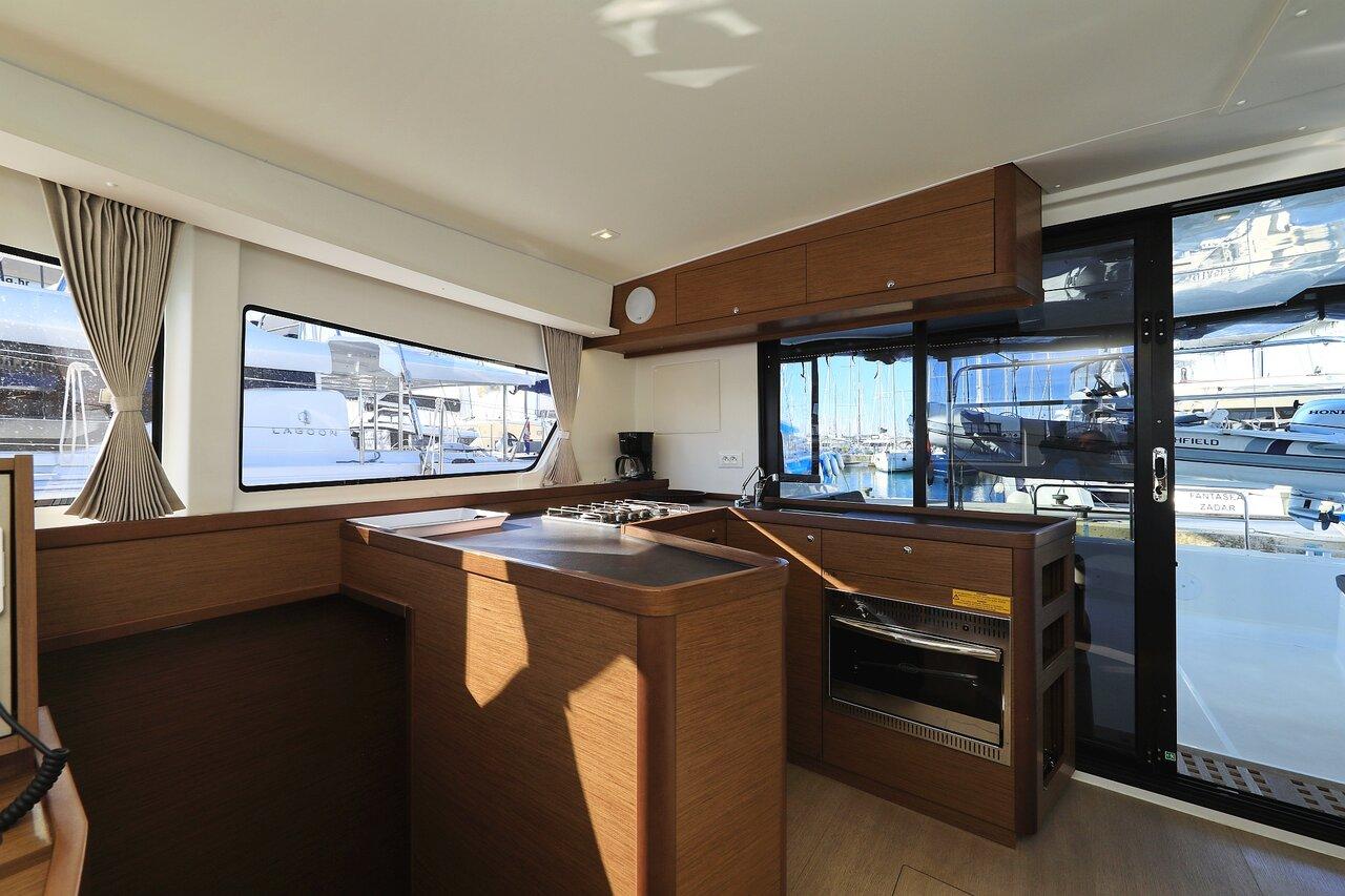 Lagoon 42 - 4 + 2 cab., picture 20