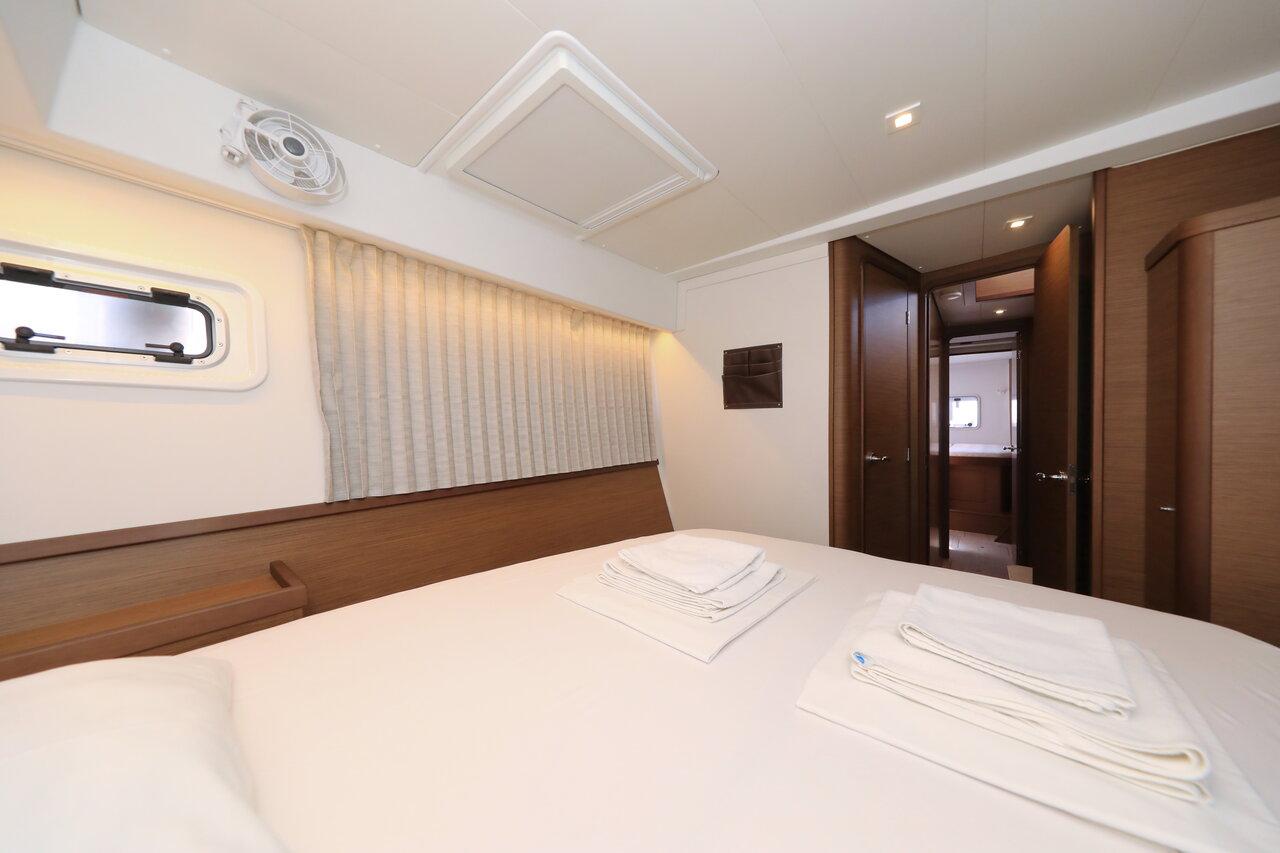 Lagoon 42 - 4 + 2 cab., picture 26