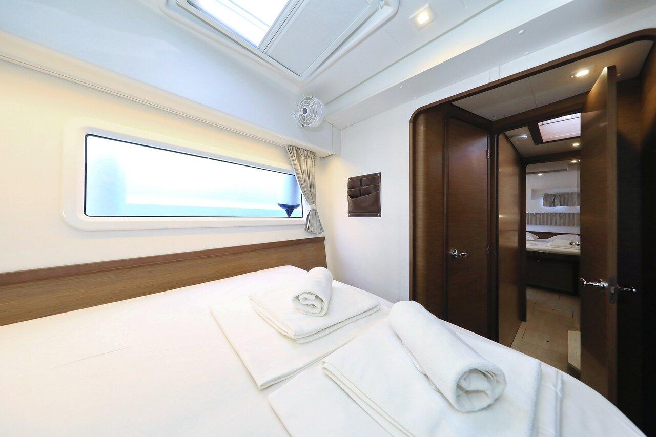 Lagoon 42 - 4 + 2 cab., picture 24